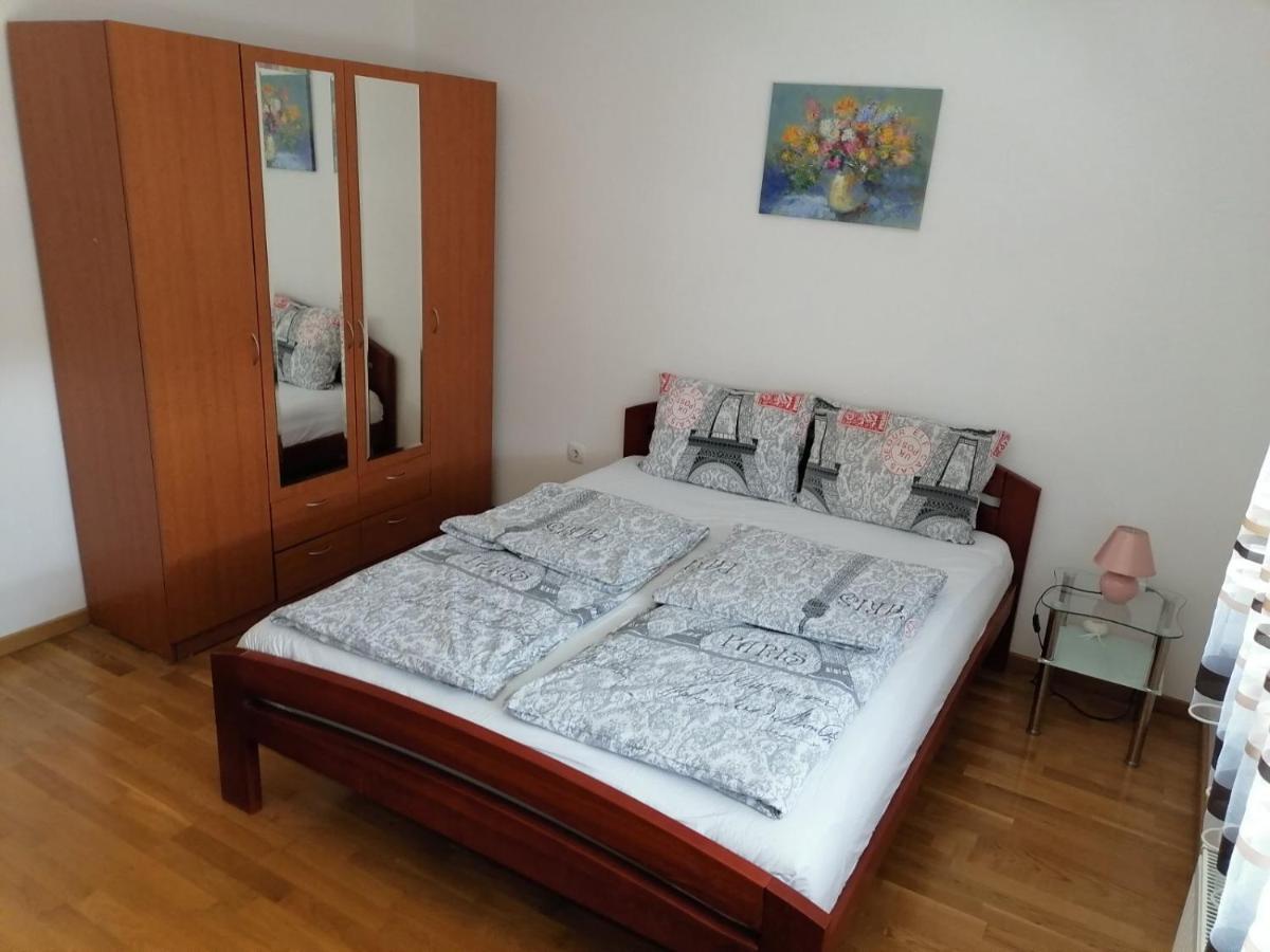 Paris Apartment -Free Private Parking 노비사드 외부 사진
