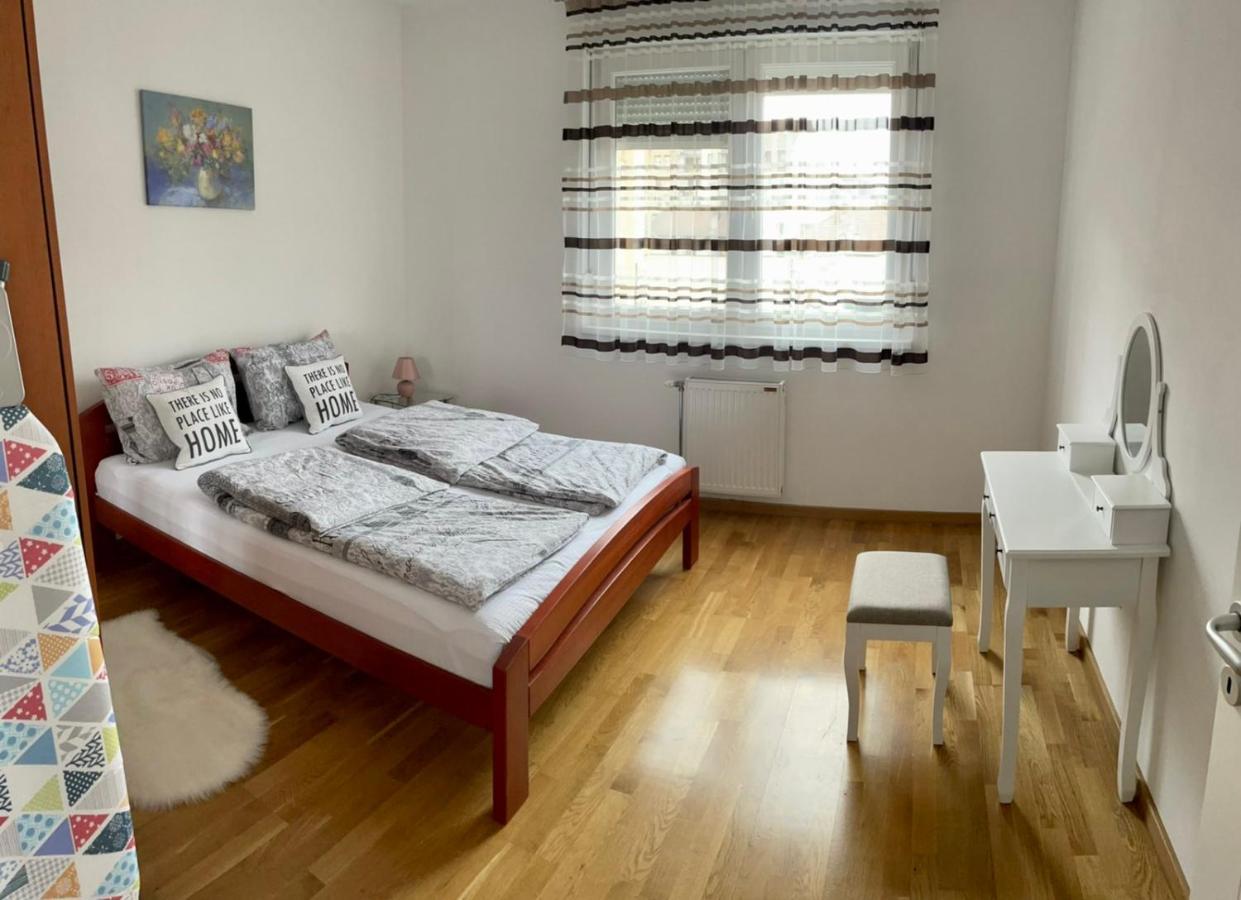 Paris Apartment -Free Private Parking 노비사드 외부 사진